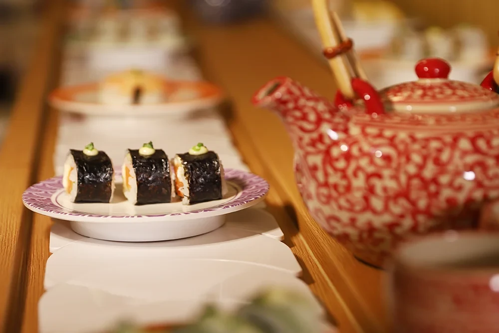 enzo-sushi-train-food3