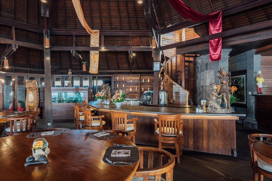 Swan Restaurant Keramas - BAR Area