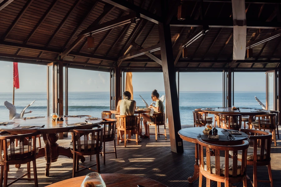 Swan Restaurant Keramas - Guest Experience